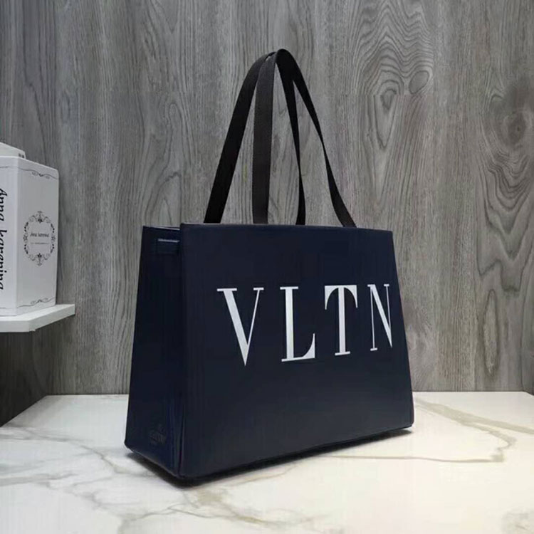 2019 Valentino Garavani Shopper