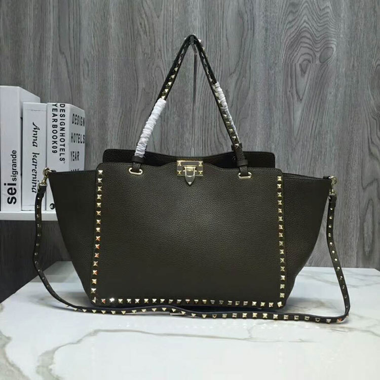 2019 Valentino ROCKSTUD NOIR MEDIUM TOTE