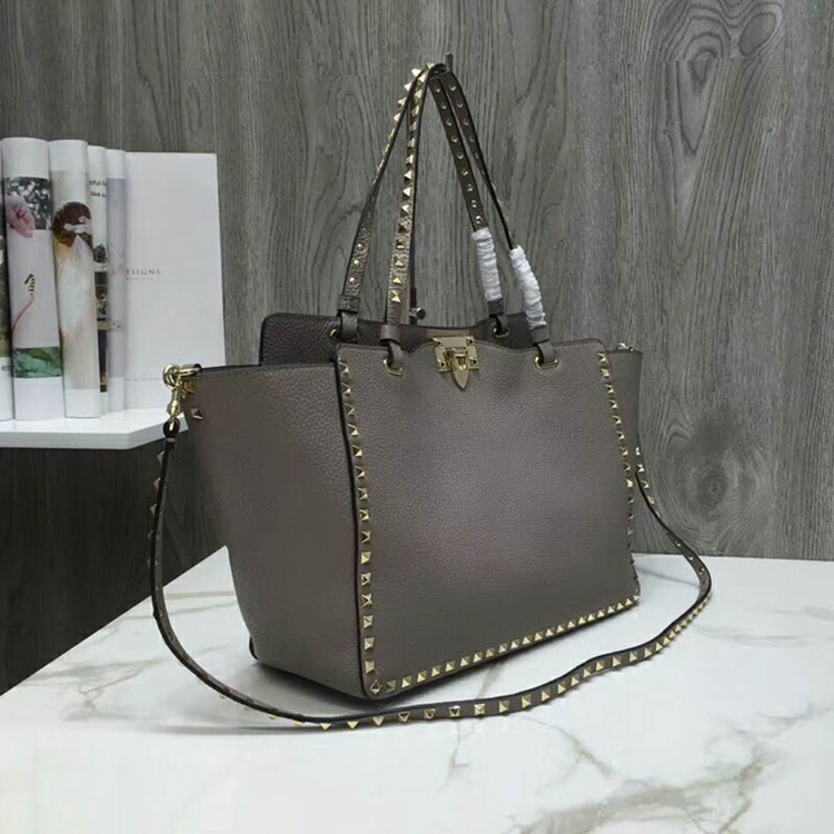 2019 Valentino ROCKSTUD NOIR MEDIUM TOTE