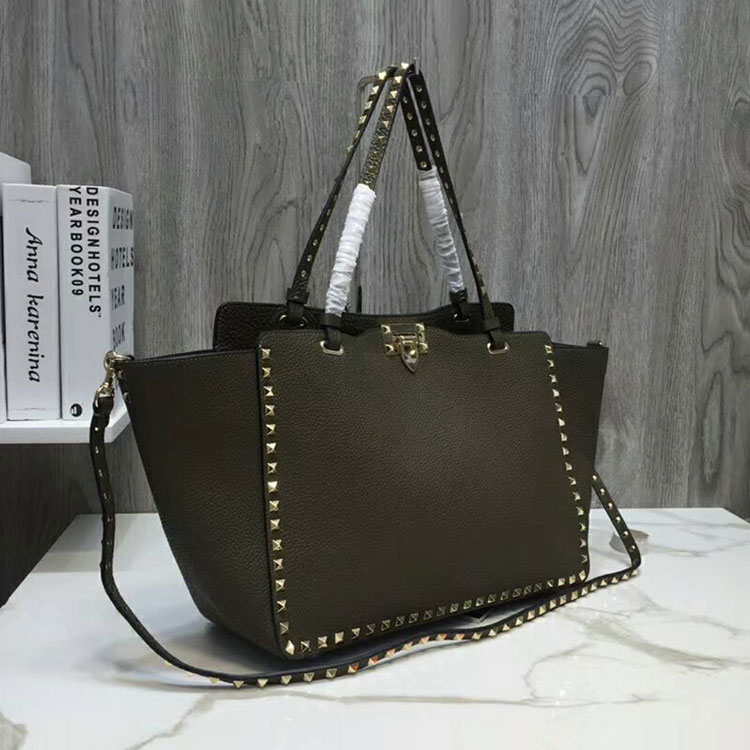 2019 Valentino ROCKSTUD NOIR MEDIUM TOTE