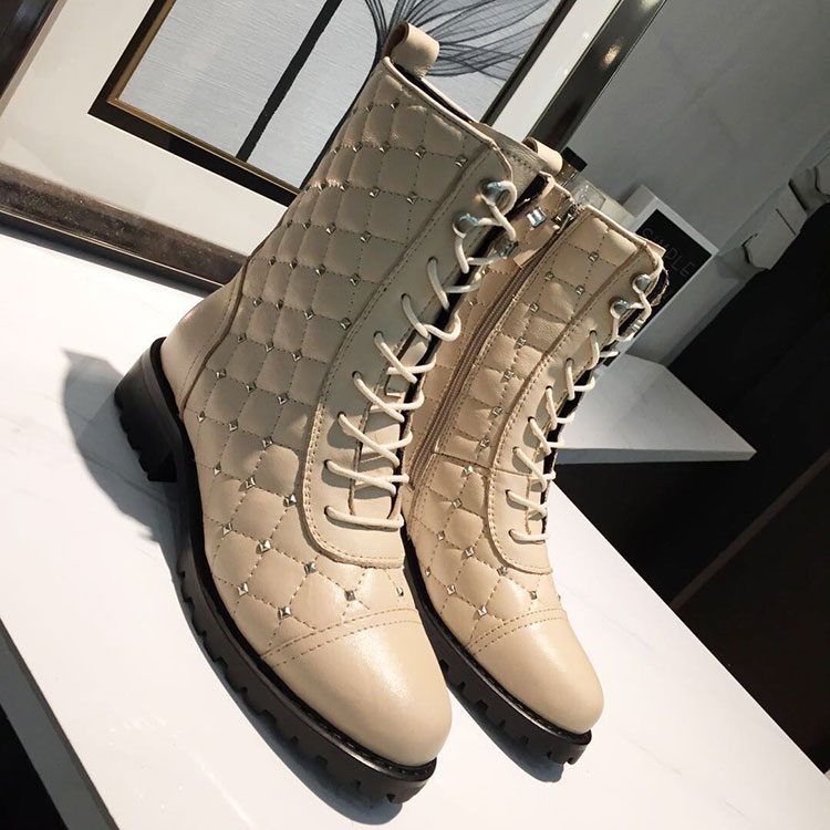 2019 Valentino women Boots in Lambskin