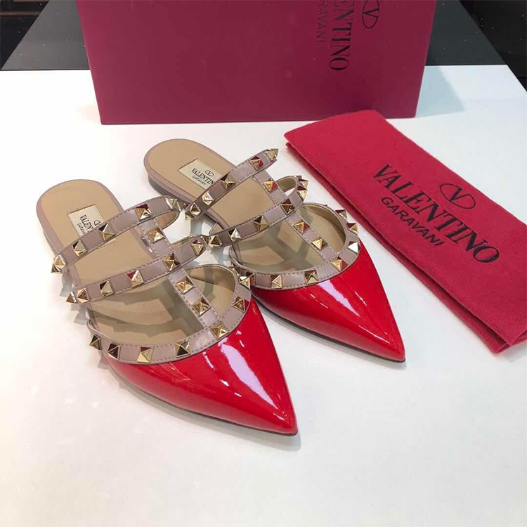 2019 Valentino women Flat shoes