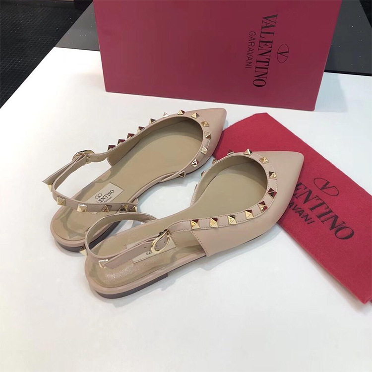 2019 Valentino women Flat shoes