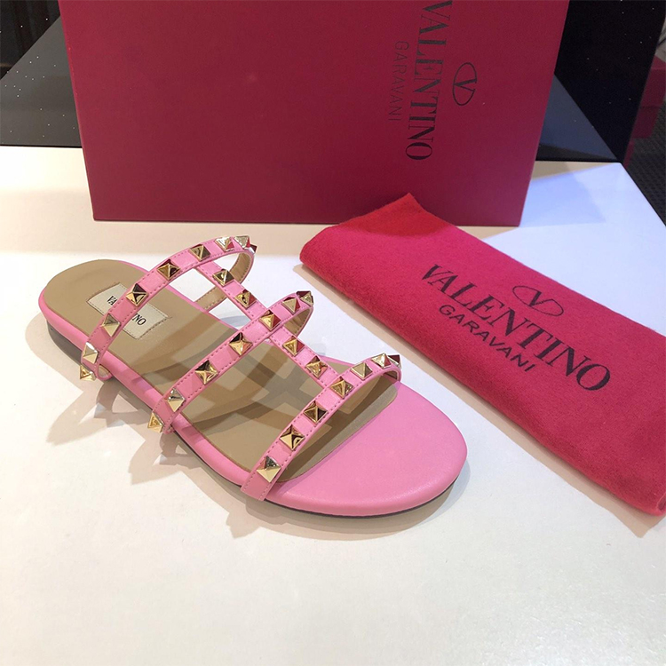 2019 Valentino women Flat shoes