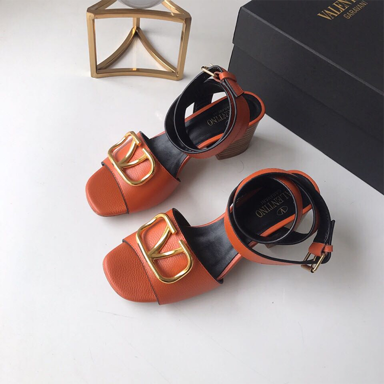 2019 Valentino women Sandal in Calfskin Heel 8cm