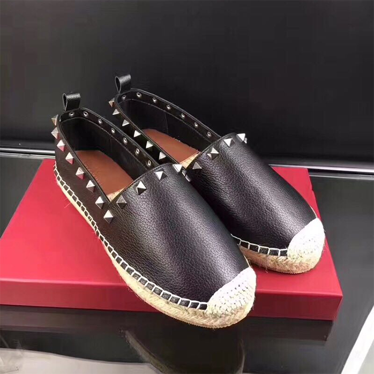 2019 Valentino women shoes in Calfskin