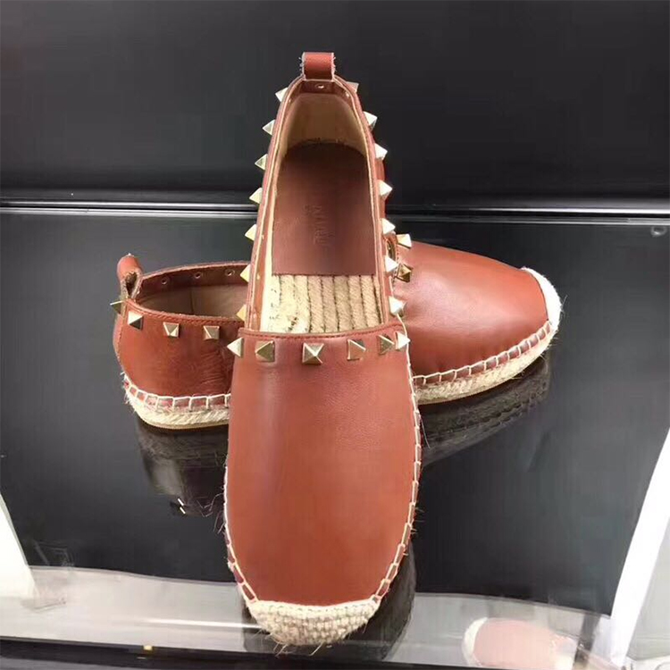 2019 Valentino women shoes in Calfskin