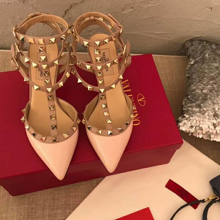 2019 Valentino women shoes with rivet Heel 6.5cm