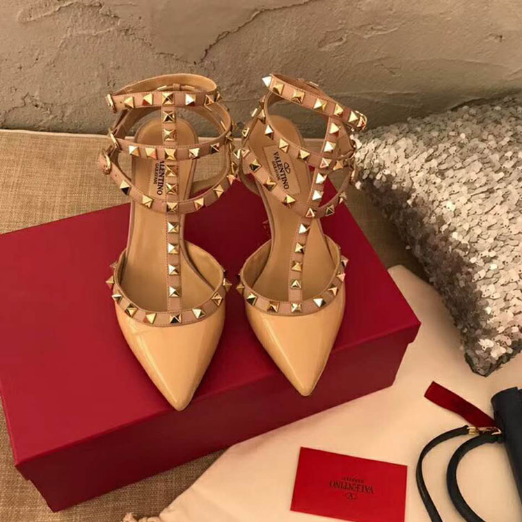 2019 Valentino women shoes with rivet Heel 6.5cm