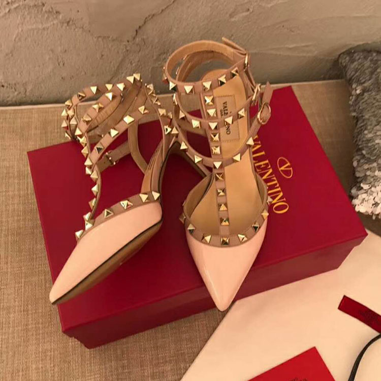 2019 Valentino women shoes with rivet Heel 6.5cm