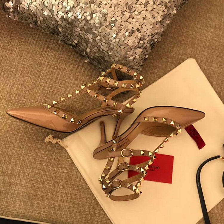 2019 Valentino women shoes with rivet Heel 6.5cm