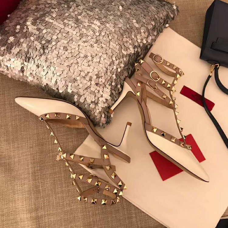 2019 Valentino women shoes with rivet Heel 6.5cm