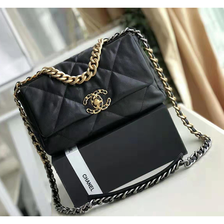 2019 chanel 19 flap bag