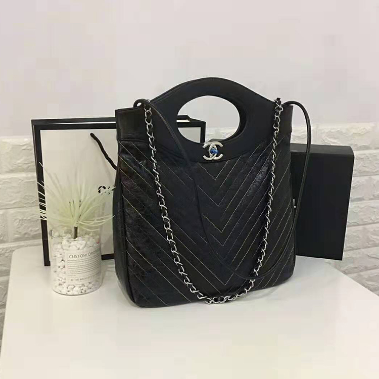 2019 chanel 31 small shopping bag