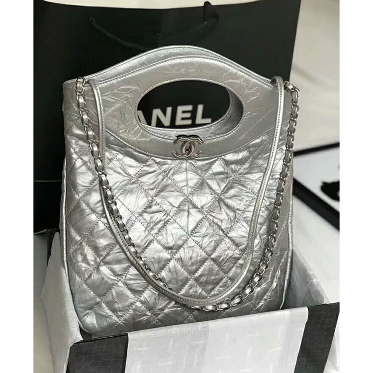 2019 chanel 31 small shopping bag