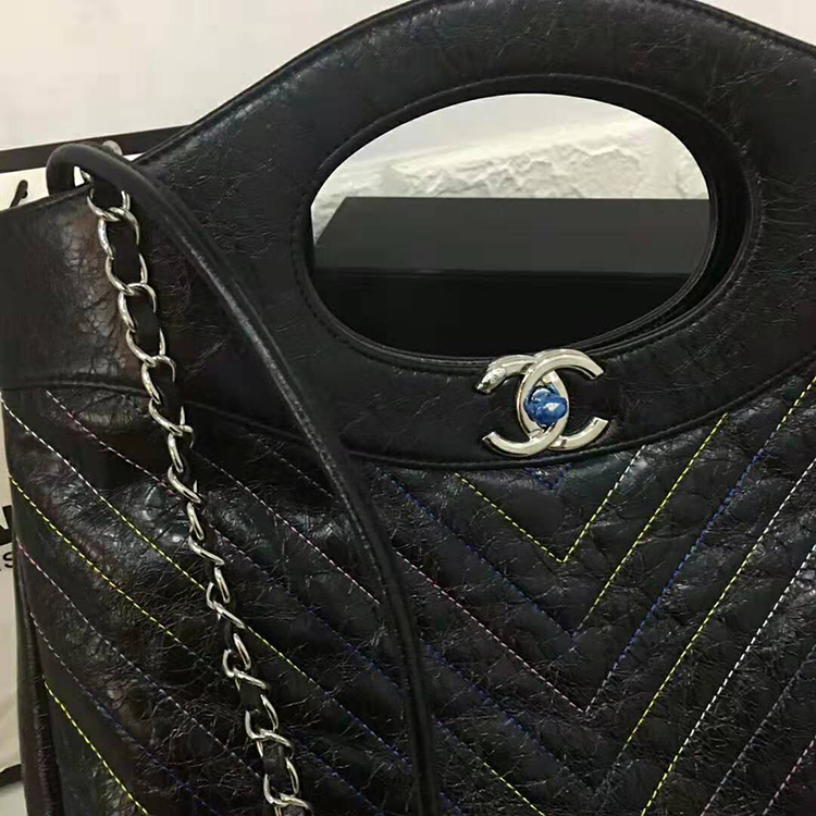 2019 chanel 31 small shopping bag