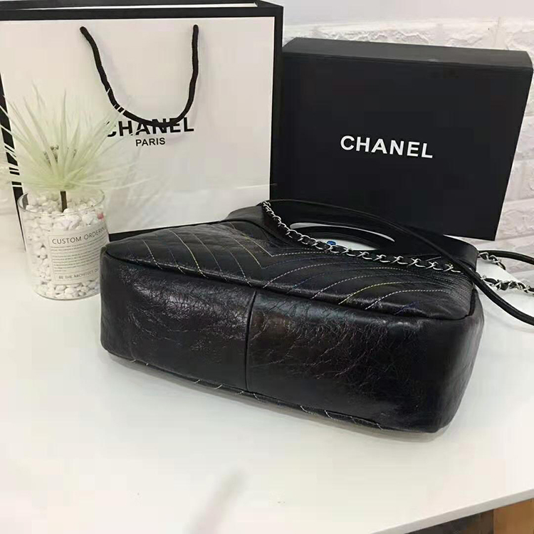 2019 chanel 31 small shopping bag