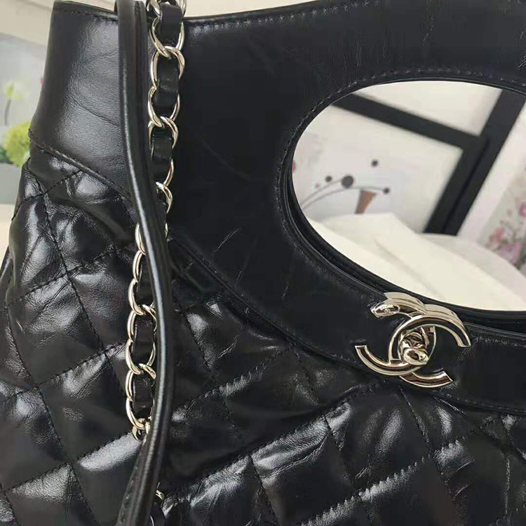 2019 chanel 31 small shopping bag