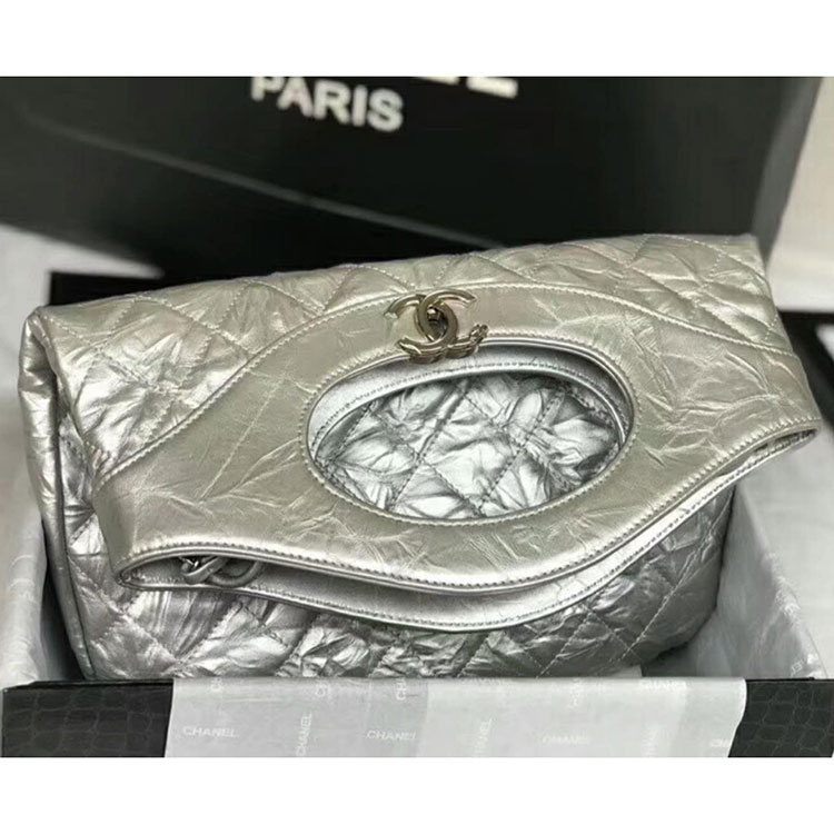 2019 chanel 31 small shopping bag