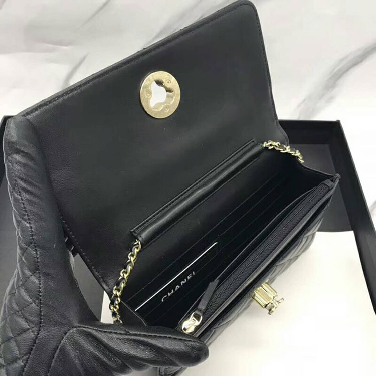 2019 chanel WOC Mini Flap Bag