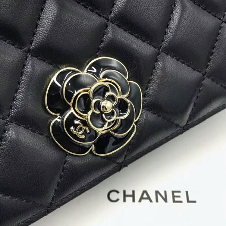 2019 chanel clutch