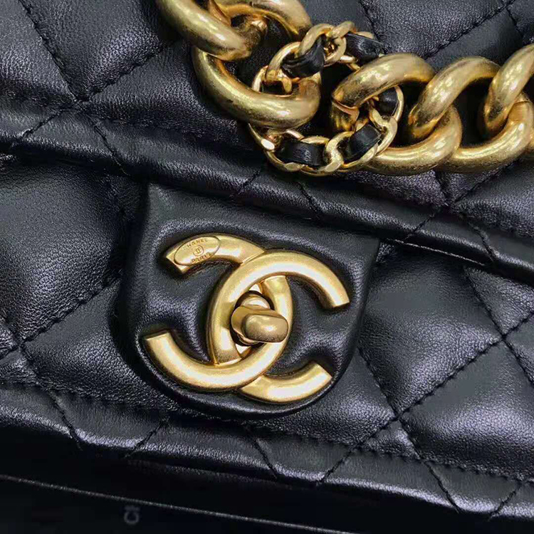 2019 chanel flap bag