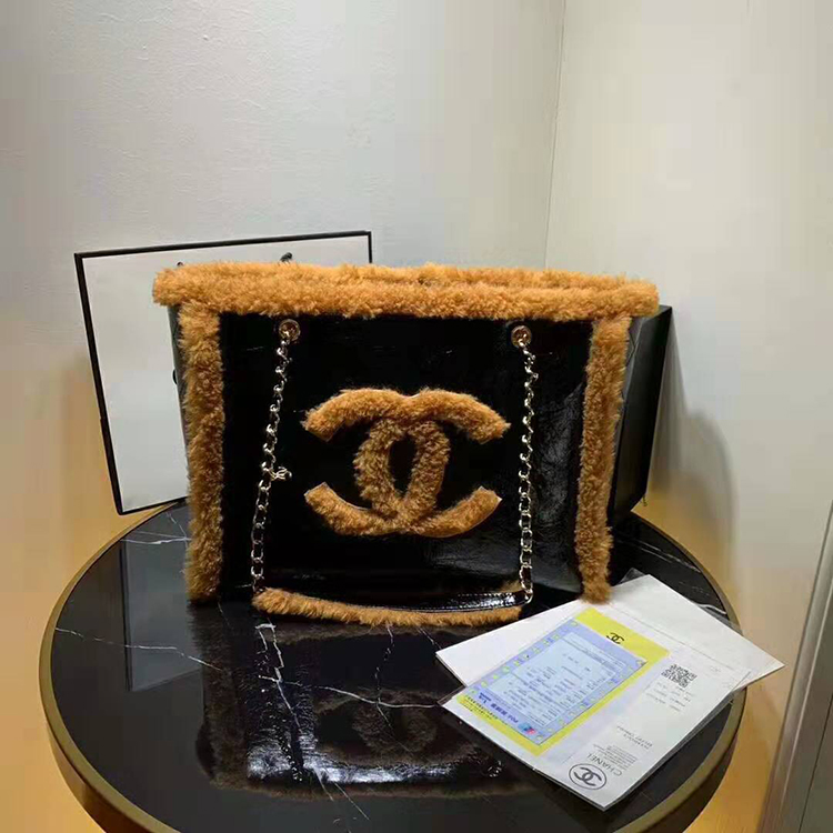 2019 chanel shopping bag