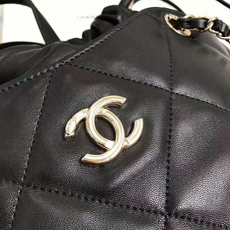 2019 chanel shopping bag