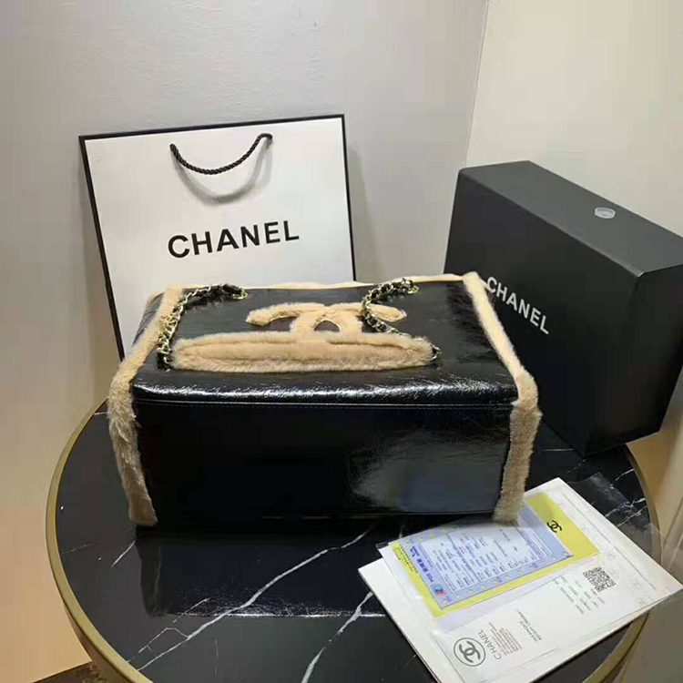 2019 chanel shopping bag