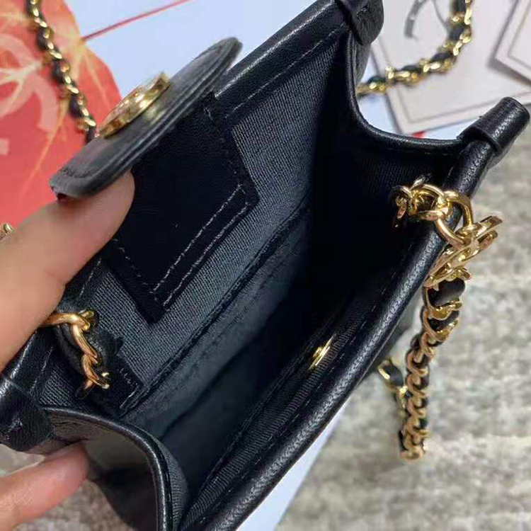 2019 chanel vanity case