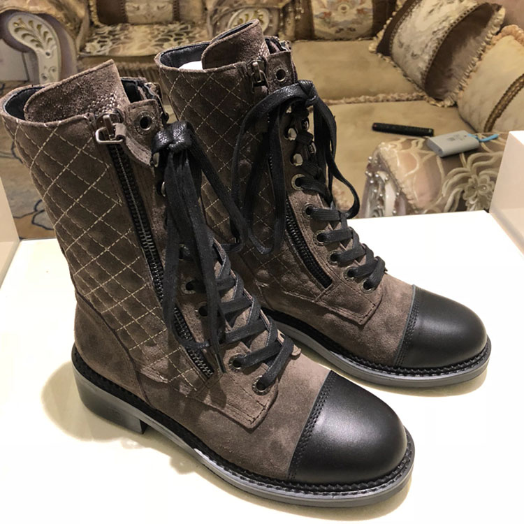 2019 chanle women Boots in Nubuck leather