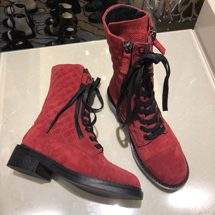 2019 chanle women Boots in Nubuck leather