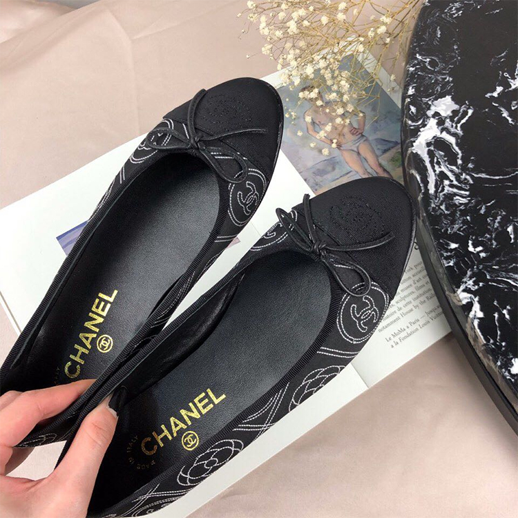 2019 chanle women shoes