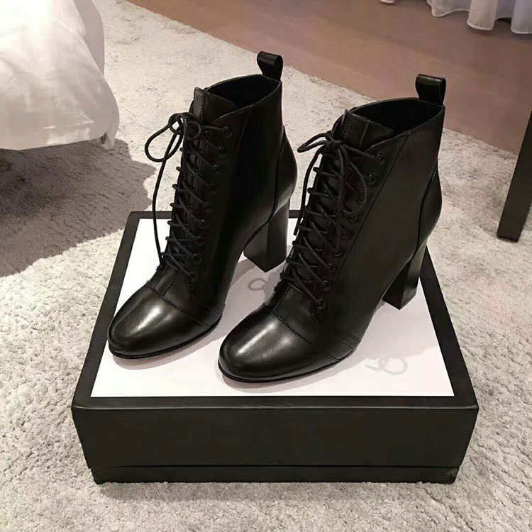 2019 gucci women Boots in Calfskin