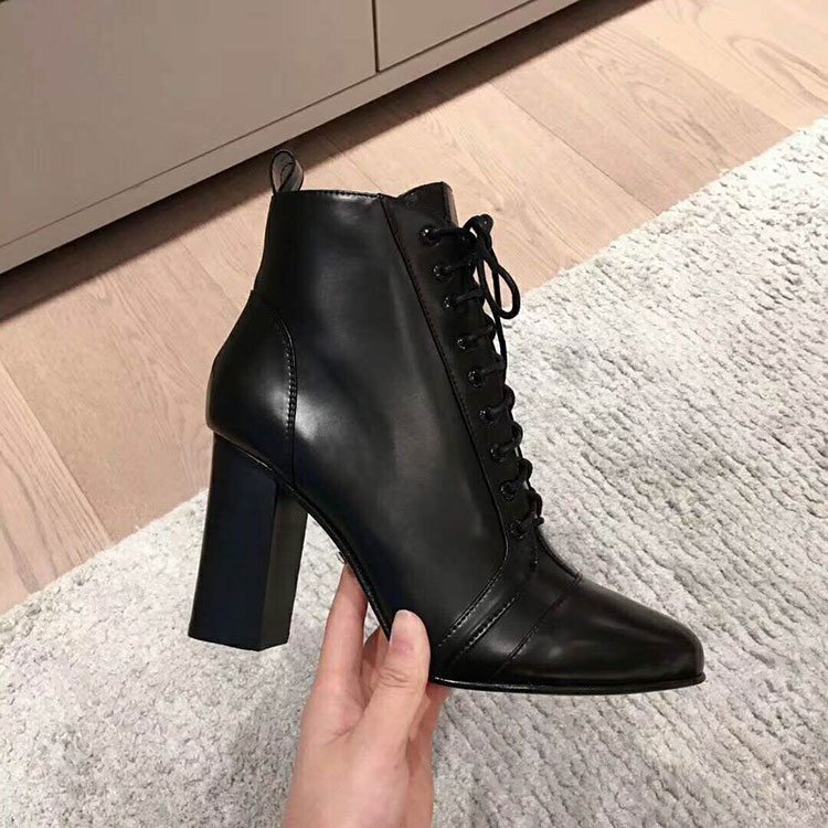 2019 gucci women Boots in Calfskin