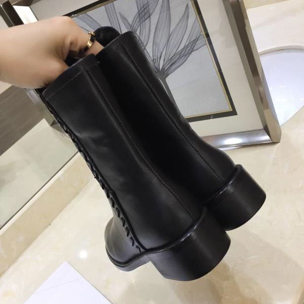 2019 hermes women Boots in Calfskin