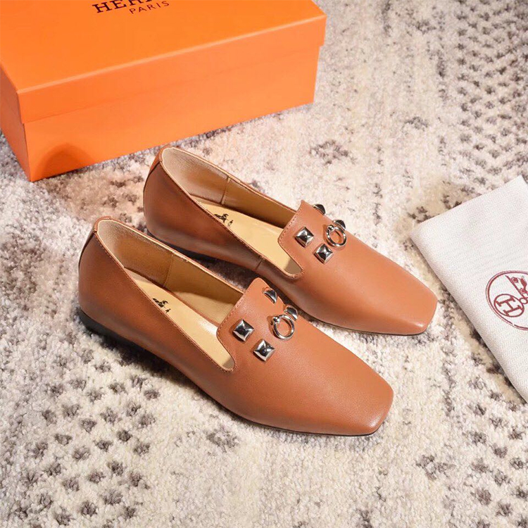 2019 hermes women shoes in Calfskin