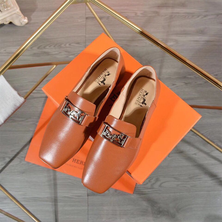 2019 hermes women shoes in Calfskin