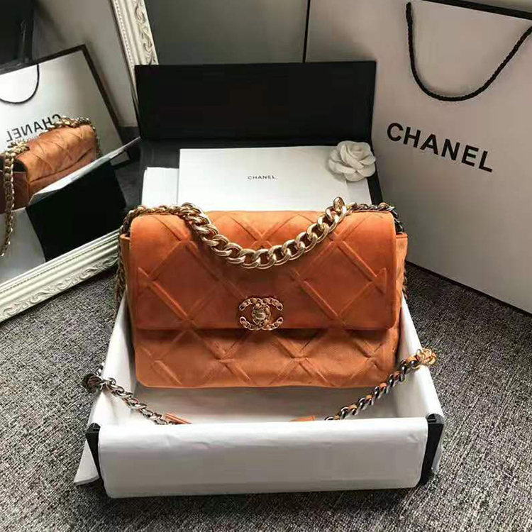 2020 Chanel 19 flap bag