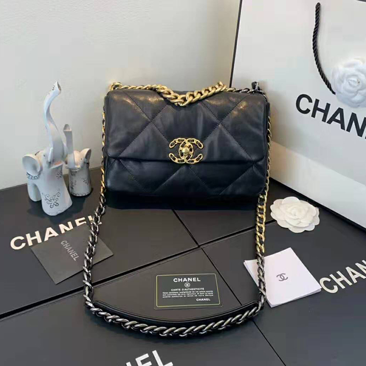 2020 Chanel 19 flap bag