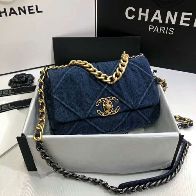 2020 Chanel 19 flap bag