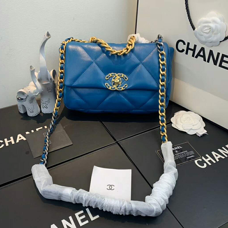 2020 Chanel 19 flap bag