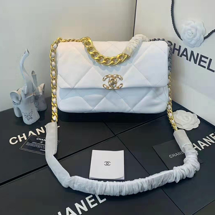 2020 Chanel 19 flap bag