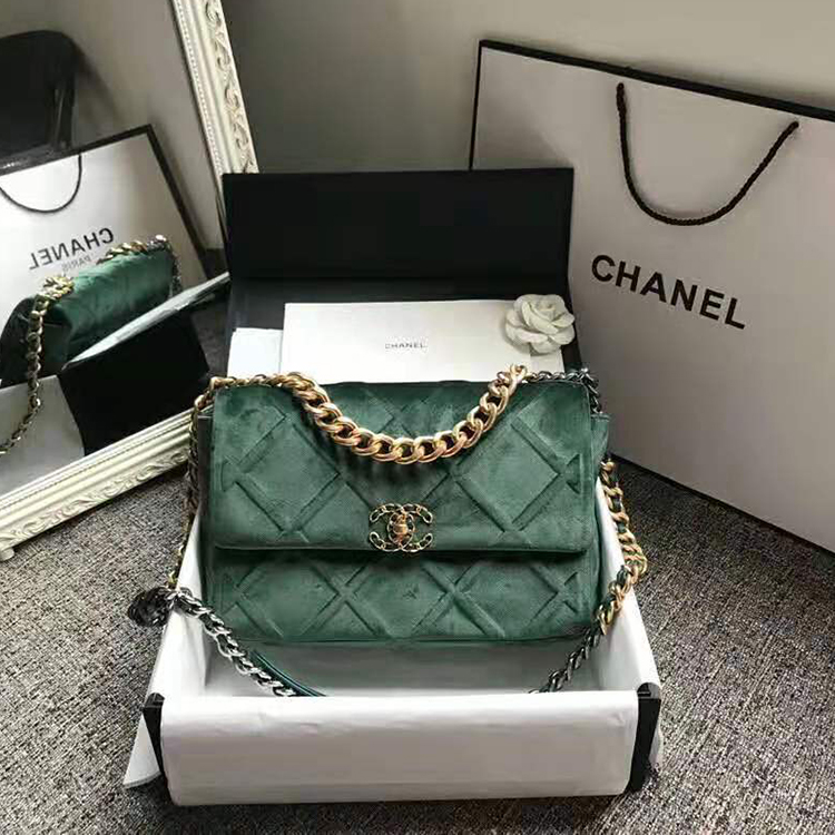 2020 Chanel 19 flap bag