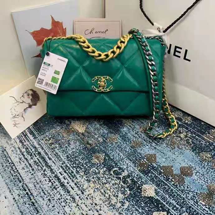 2020 Chanel 19 flap bag