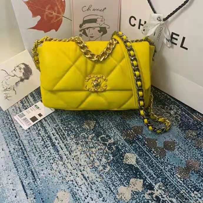 2020 Chanel 19 flap bag