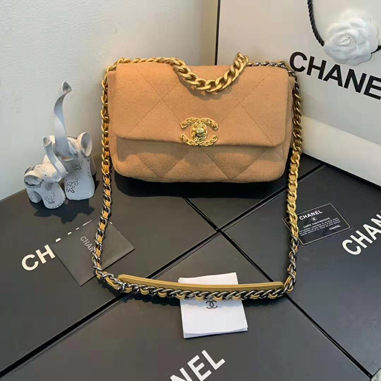 2020 Chanel 19 flap bag