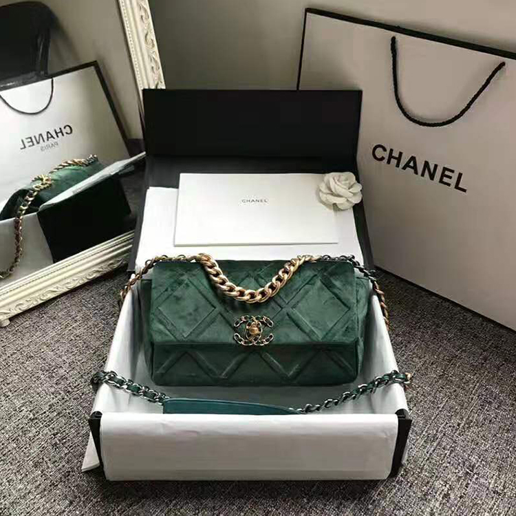 2020 Chanel 19 flap bag