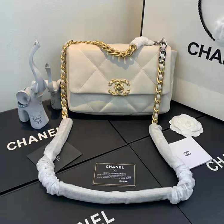 2020 Chanel 19 flap bag