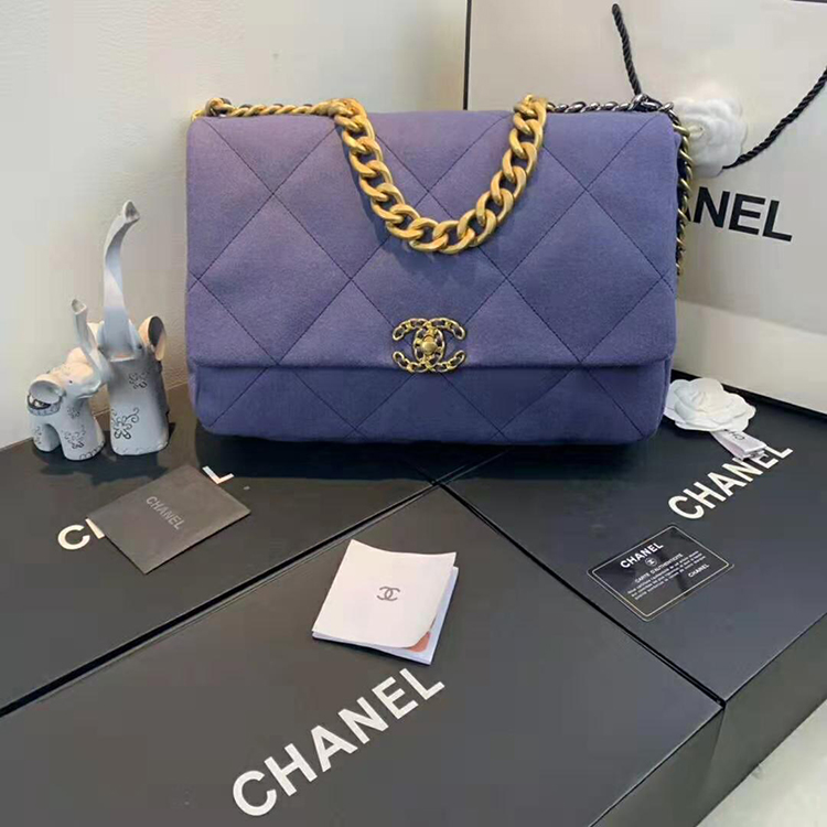 2020 Chanel 19 flap bag